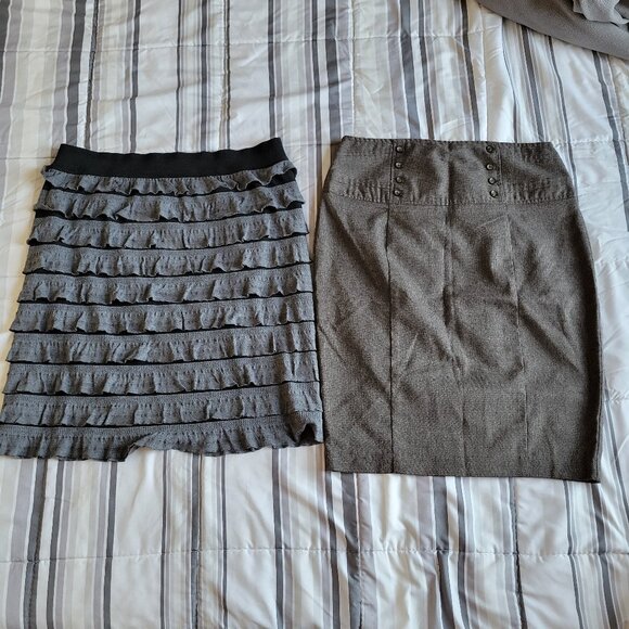 Dresses & Skirts - Vintage Skirt Size 6 and 8 Black Brown 2PC
